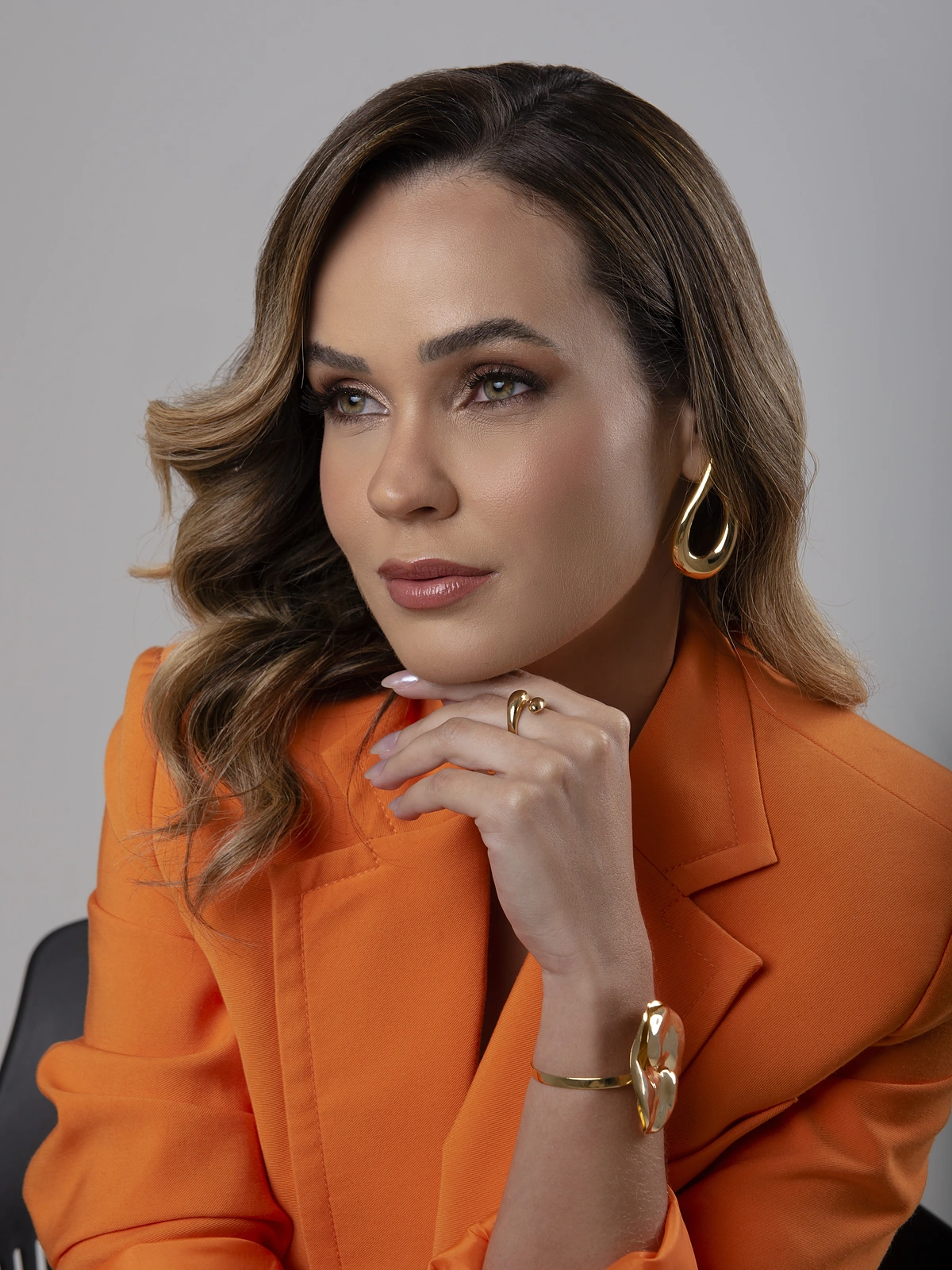 Dra. Kethelin França — Médica Tricologia e Rejuvenescimento CRM-GO 28.995 em Goiânia